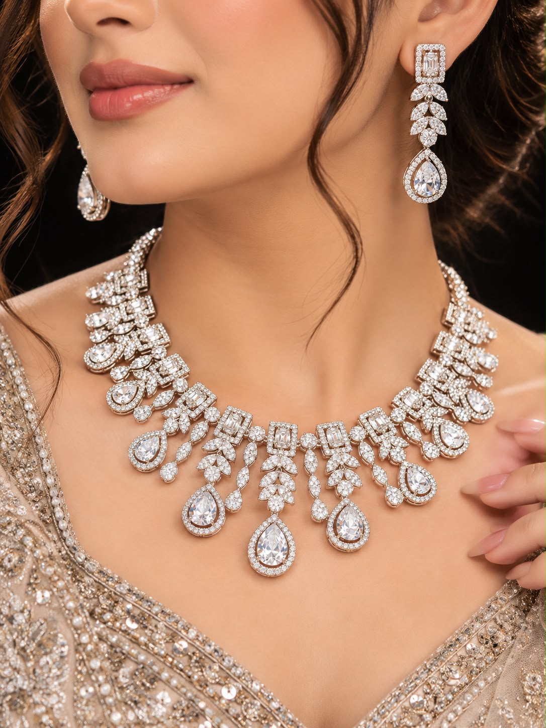 Vera Necklace