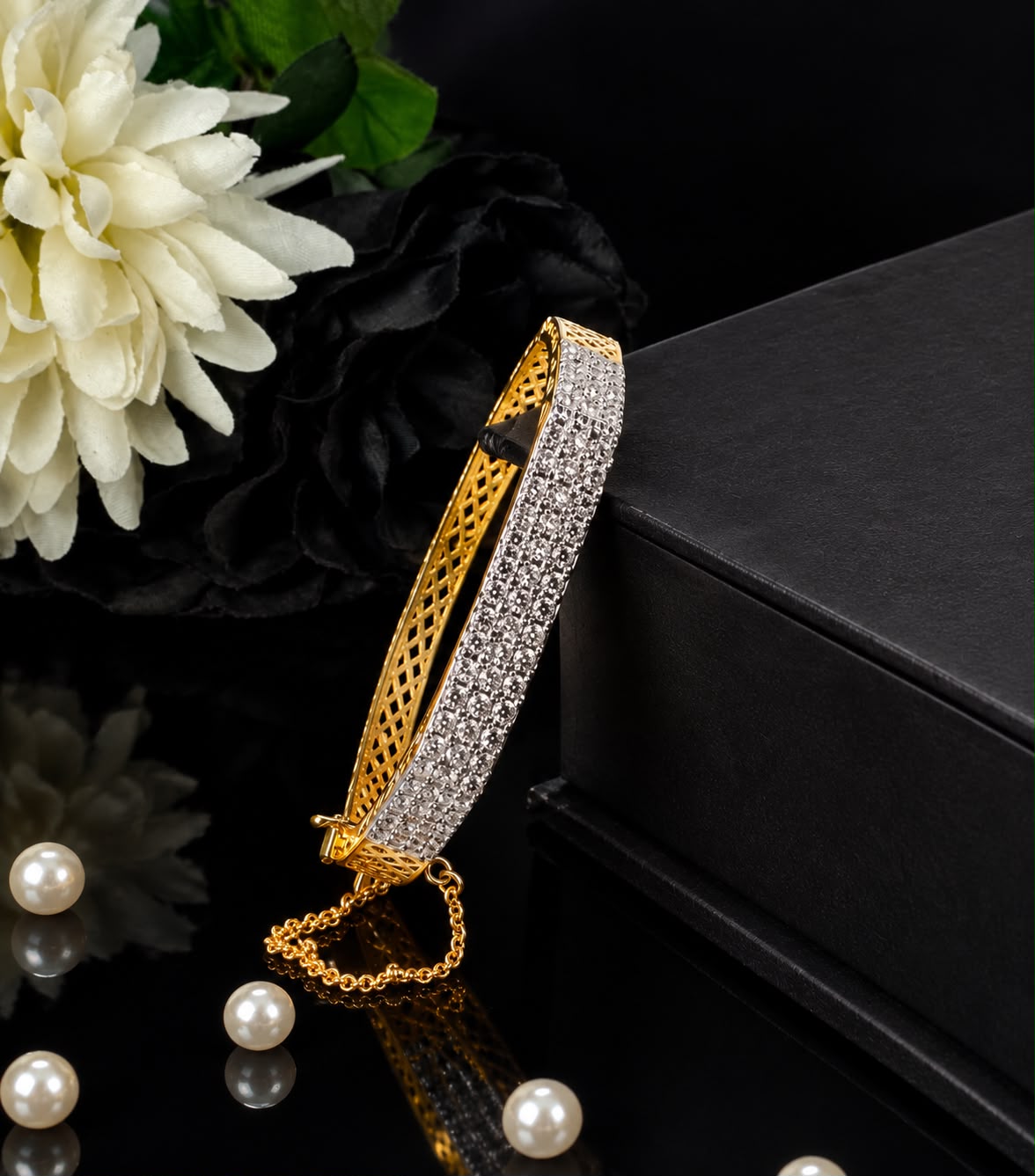 Noor e Taj Bangle