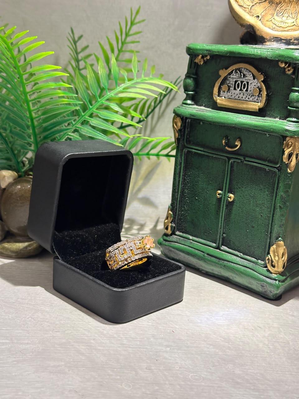 Solitaire Versace Ring
