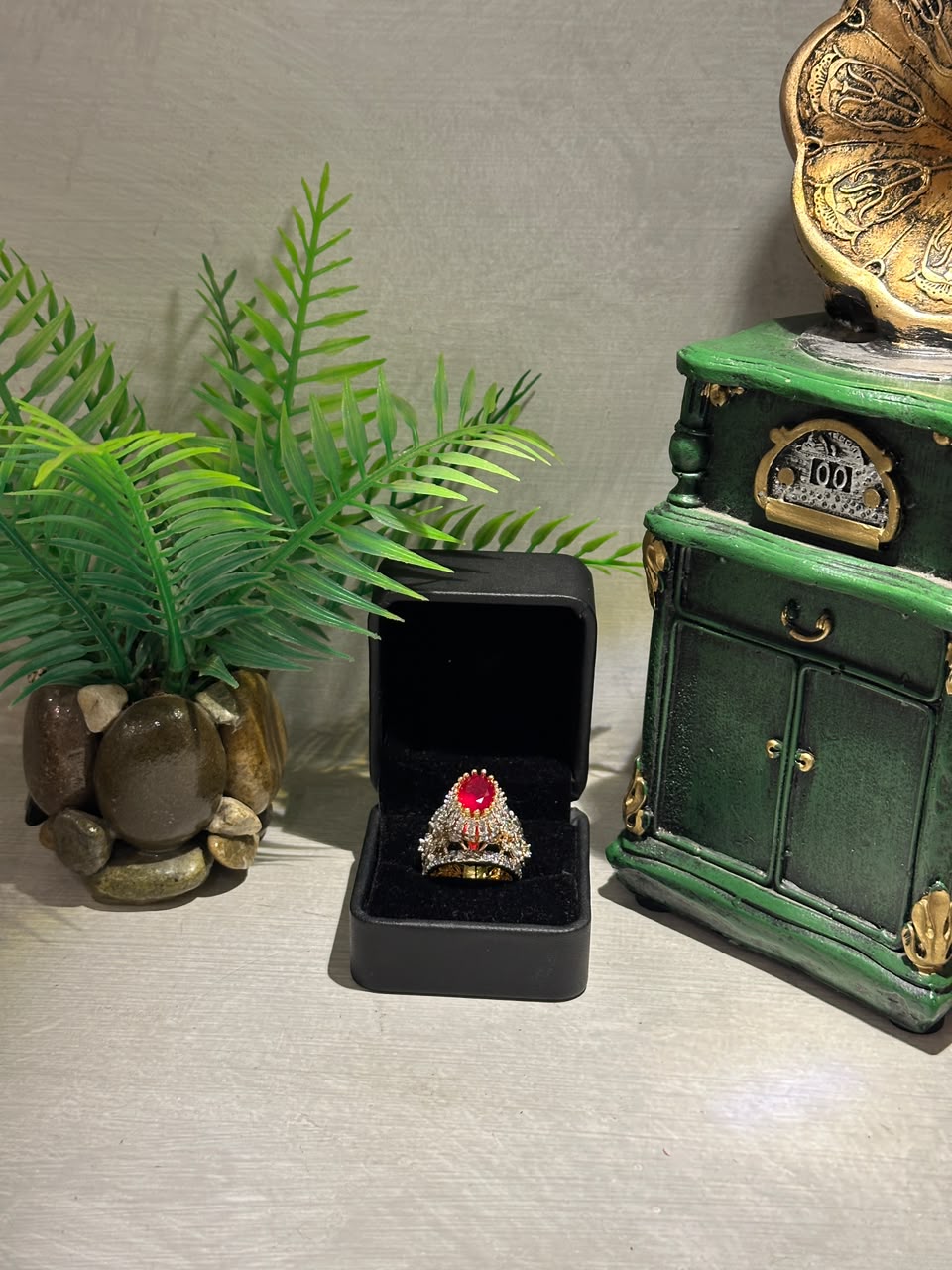 Regal Halo Ring