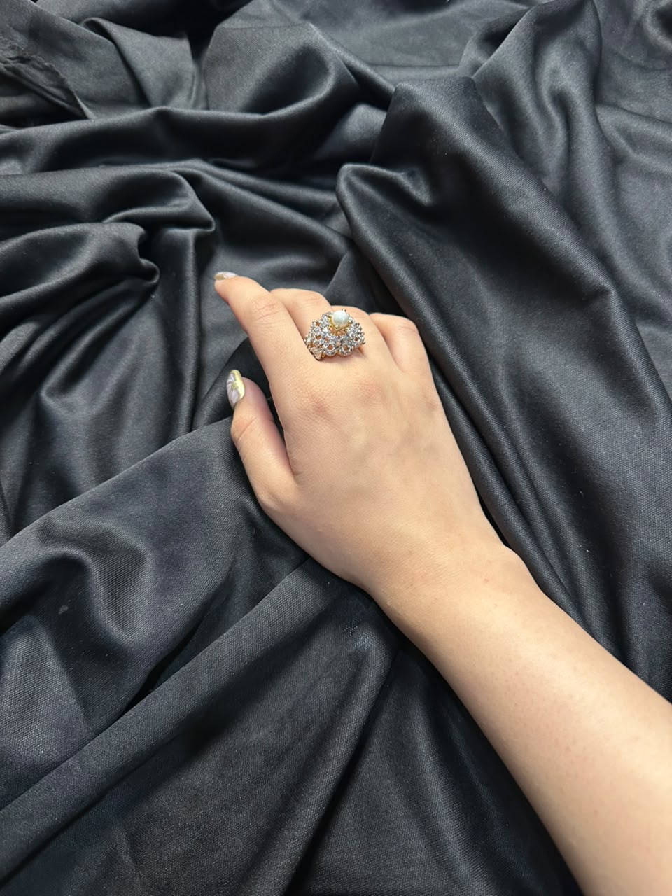 Amora Ring