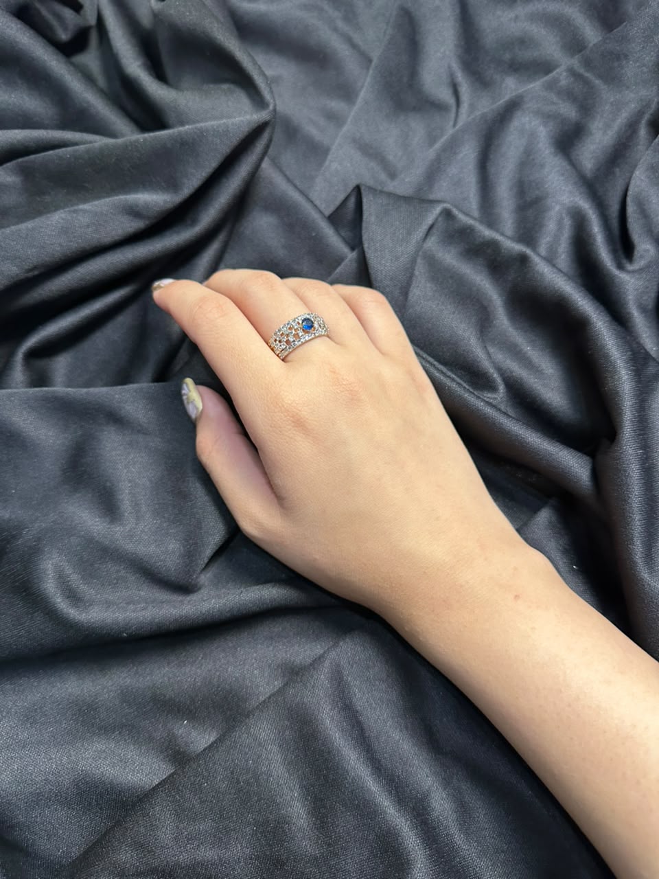 Noir Luxe Ring