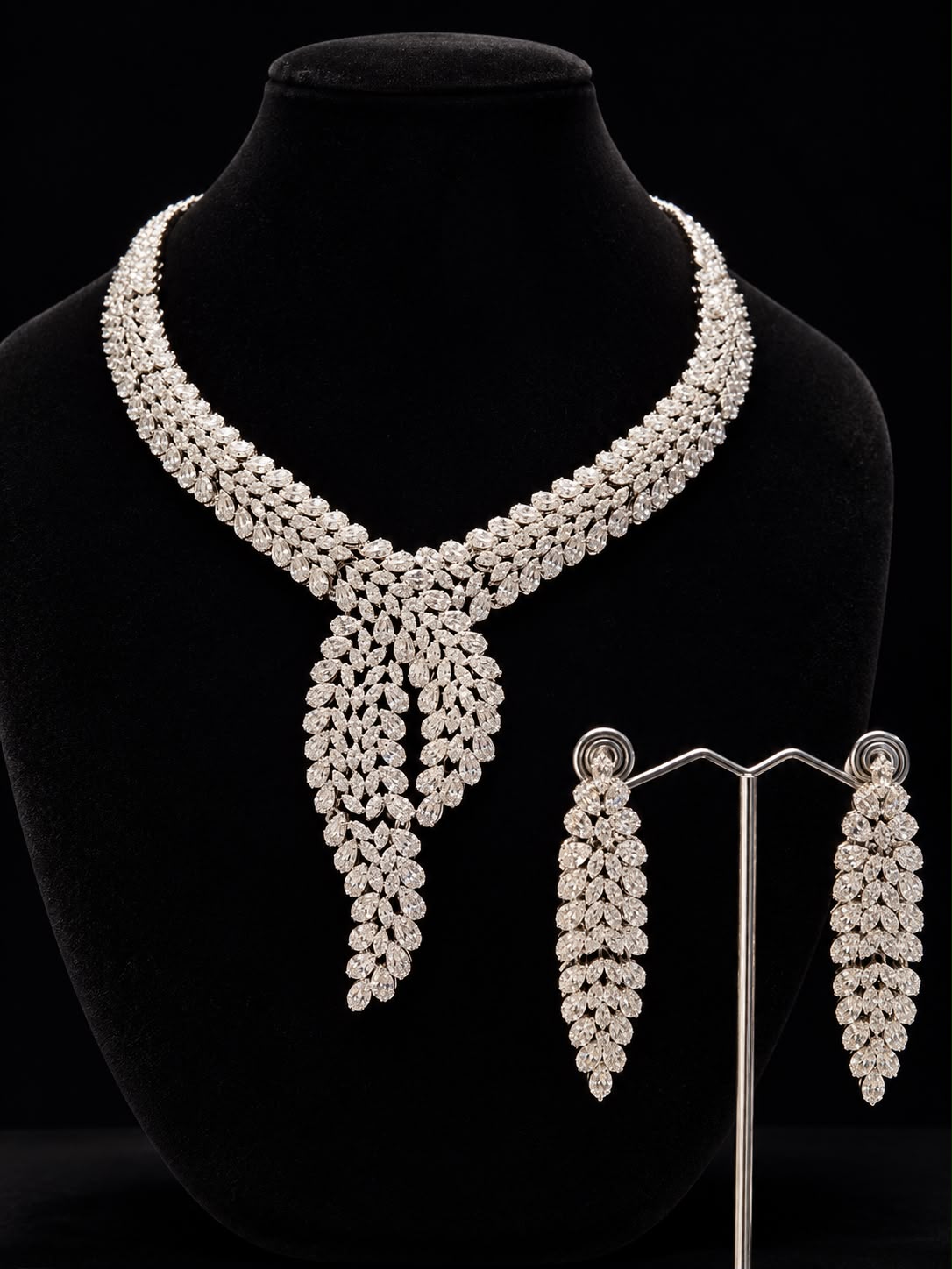 Liora Necklace
