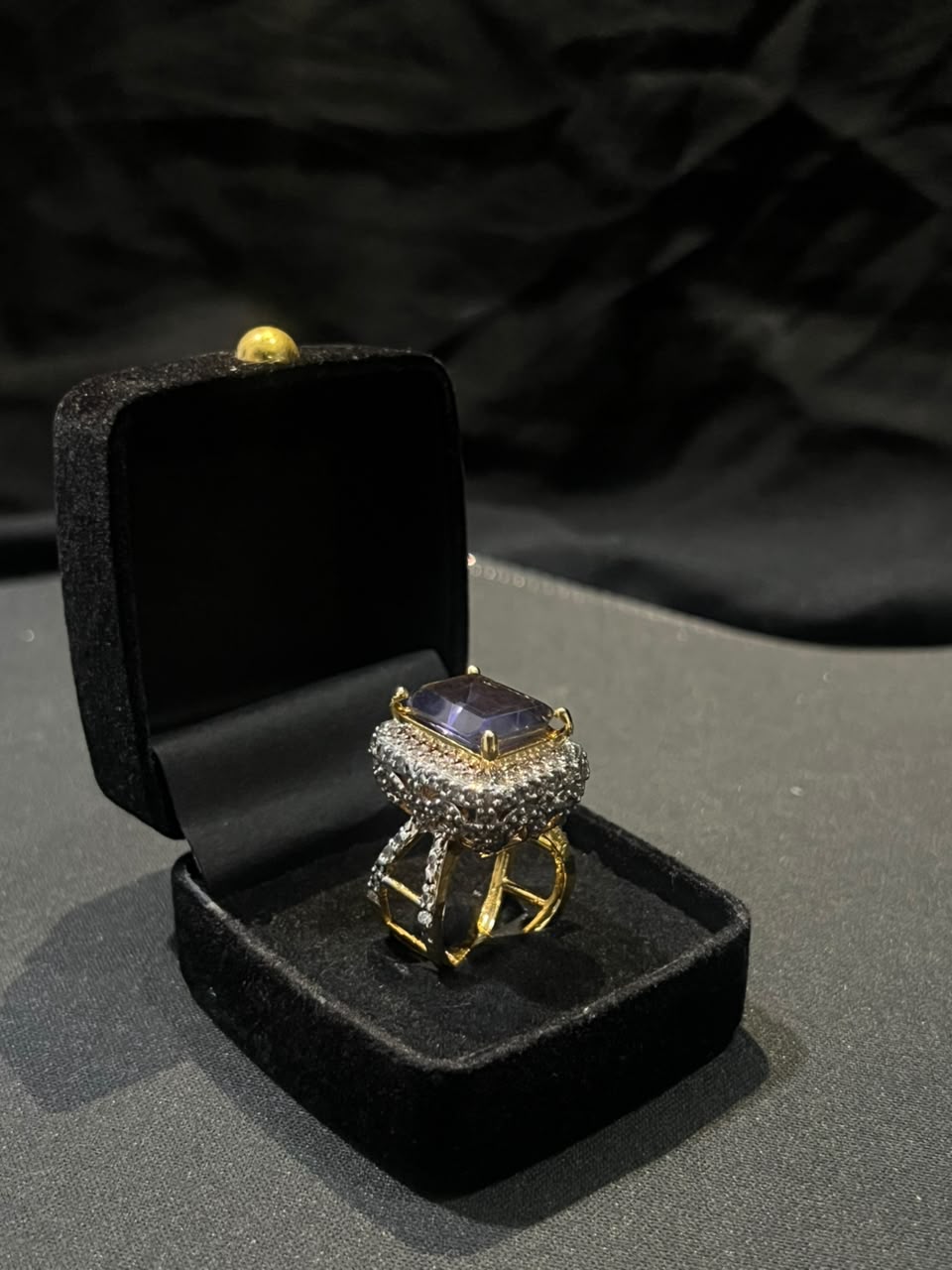 Meherunisa Ring