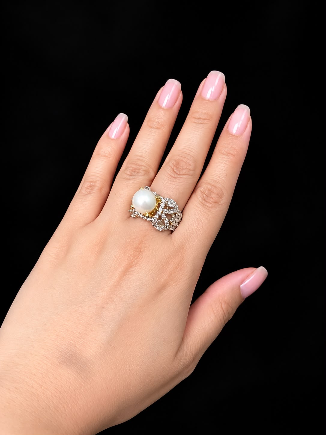 Rose Kiss Ring