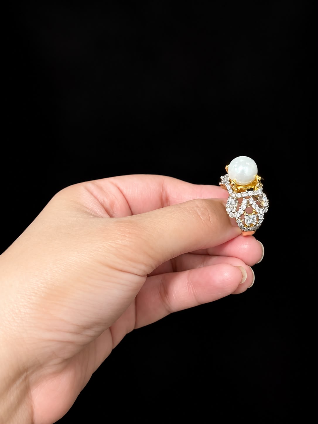 Rose Kiss Ring